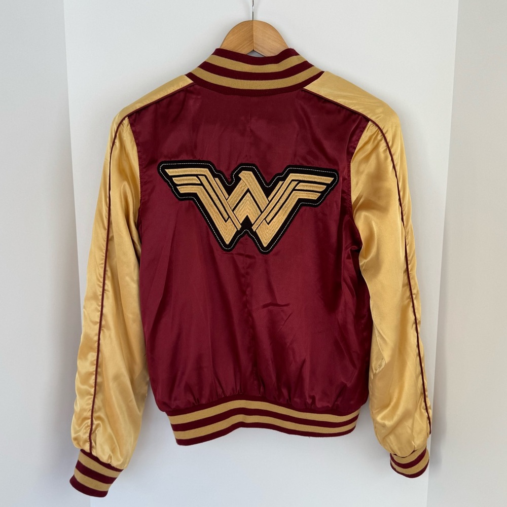 Wonder Woman Satin Bomber Jacket Women’s Small